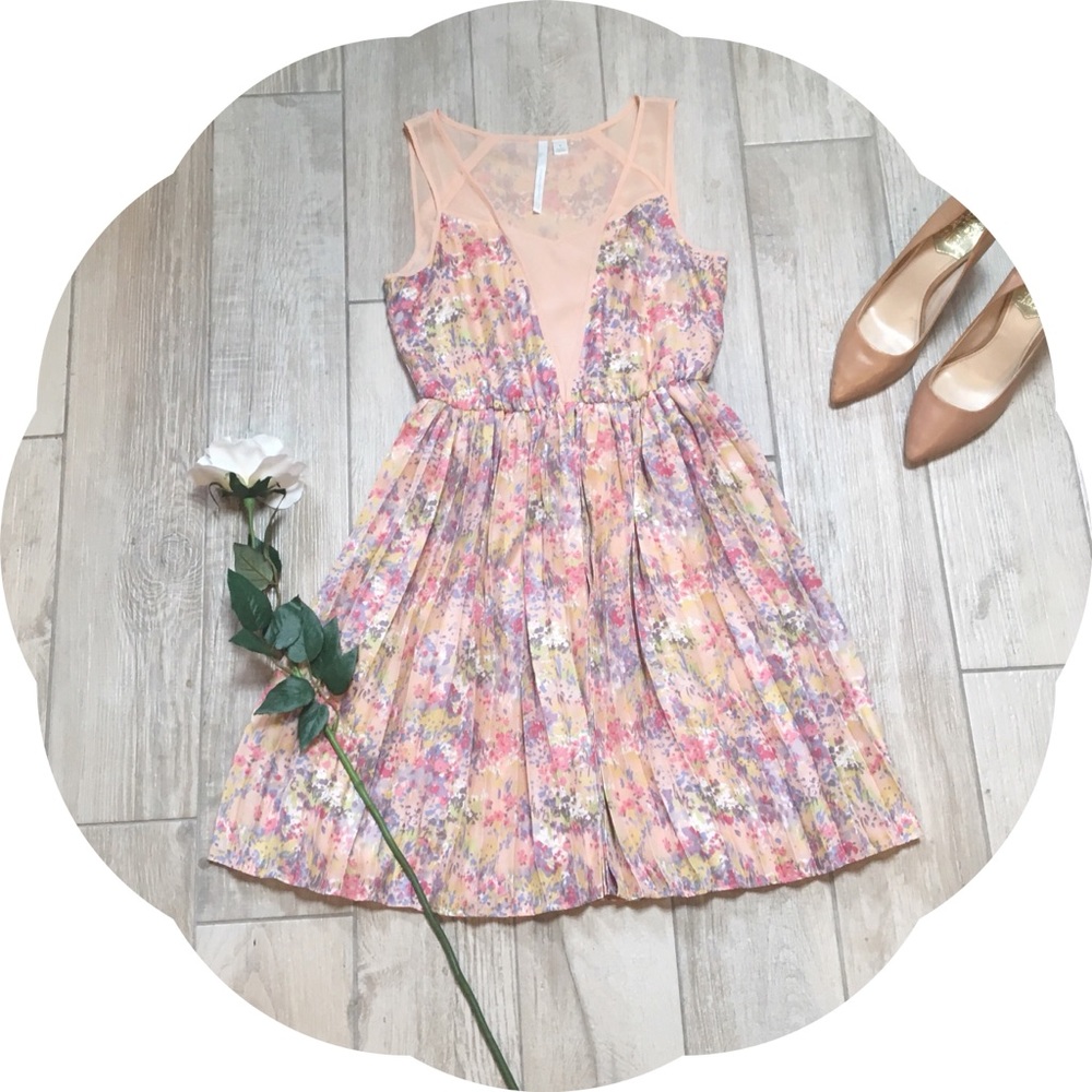 Lauren Conrad Pleated Floral Print Dress